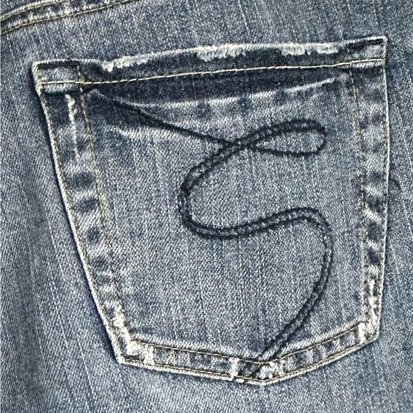 Silver Jeans  Bootcut  Blue Light Wash 29x34 - Picture 15 of 16